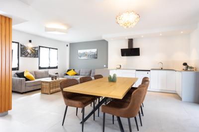 /img/masonry/modern-4-bedroom-villa/_CR51918.jpg
