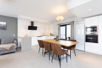/img/masonry/modern-4-bedroom-villa/_CR51935.jpg